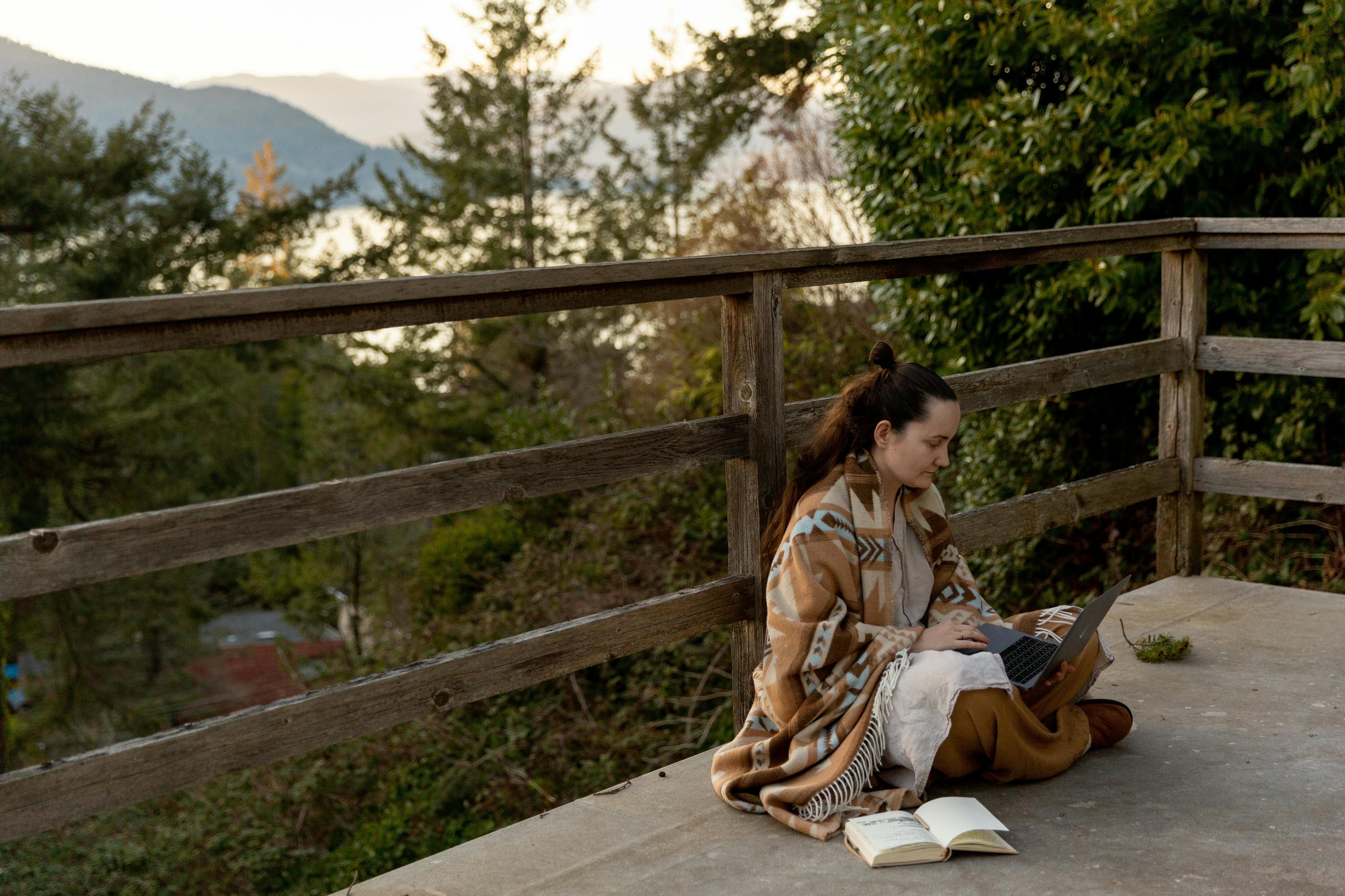 NomadRetreats: The Travel Experience Built for Remote Workers
