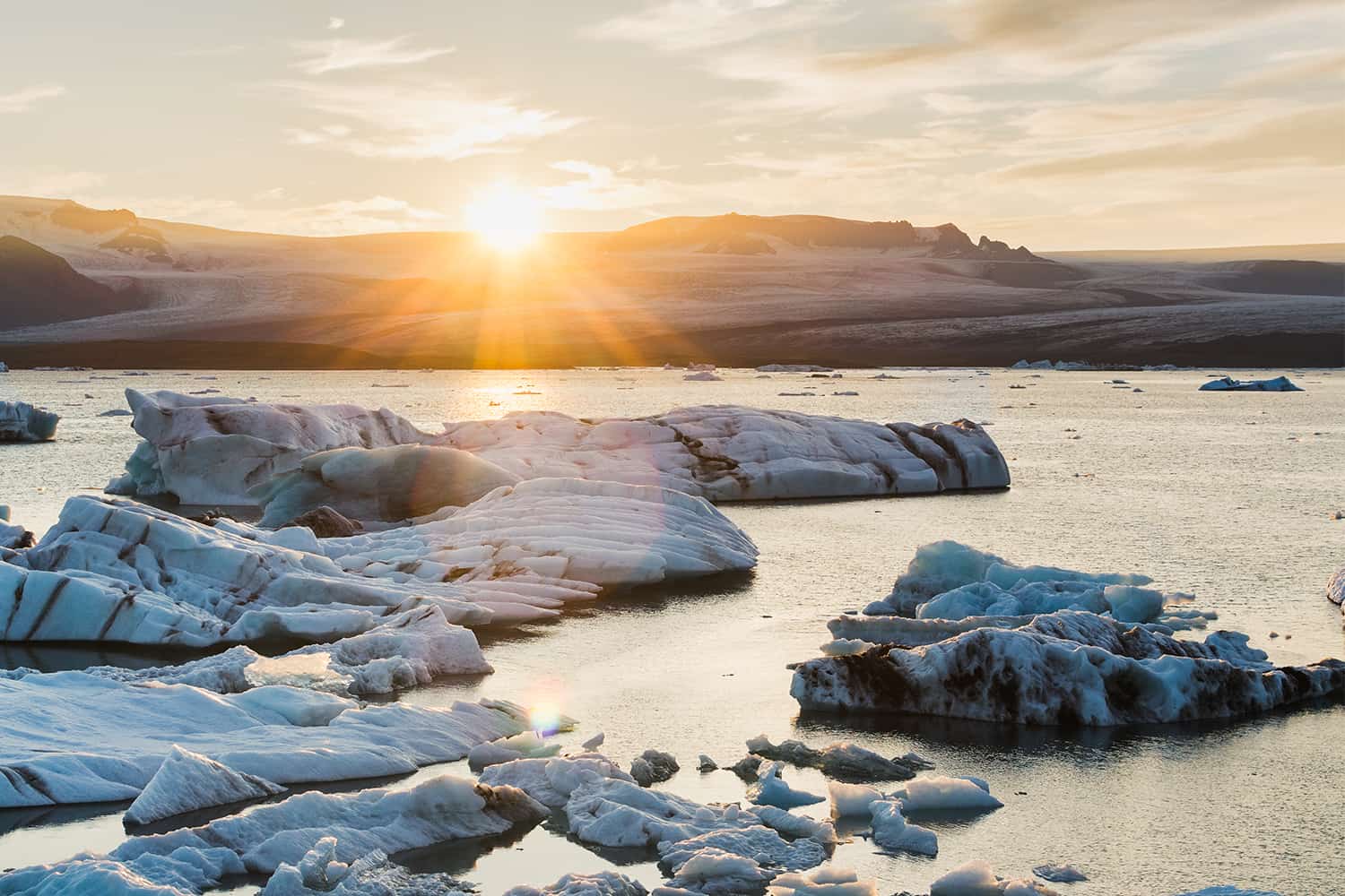 Iceland: Golden Circle, Ring Road & Partial Solar Eclipse