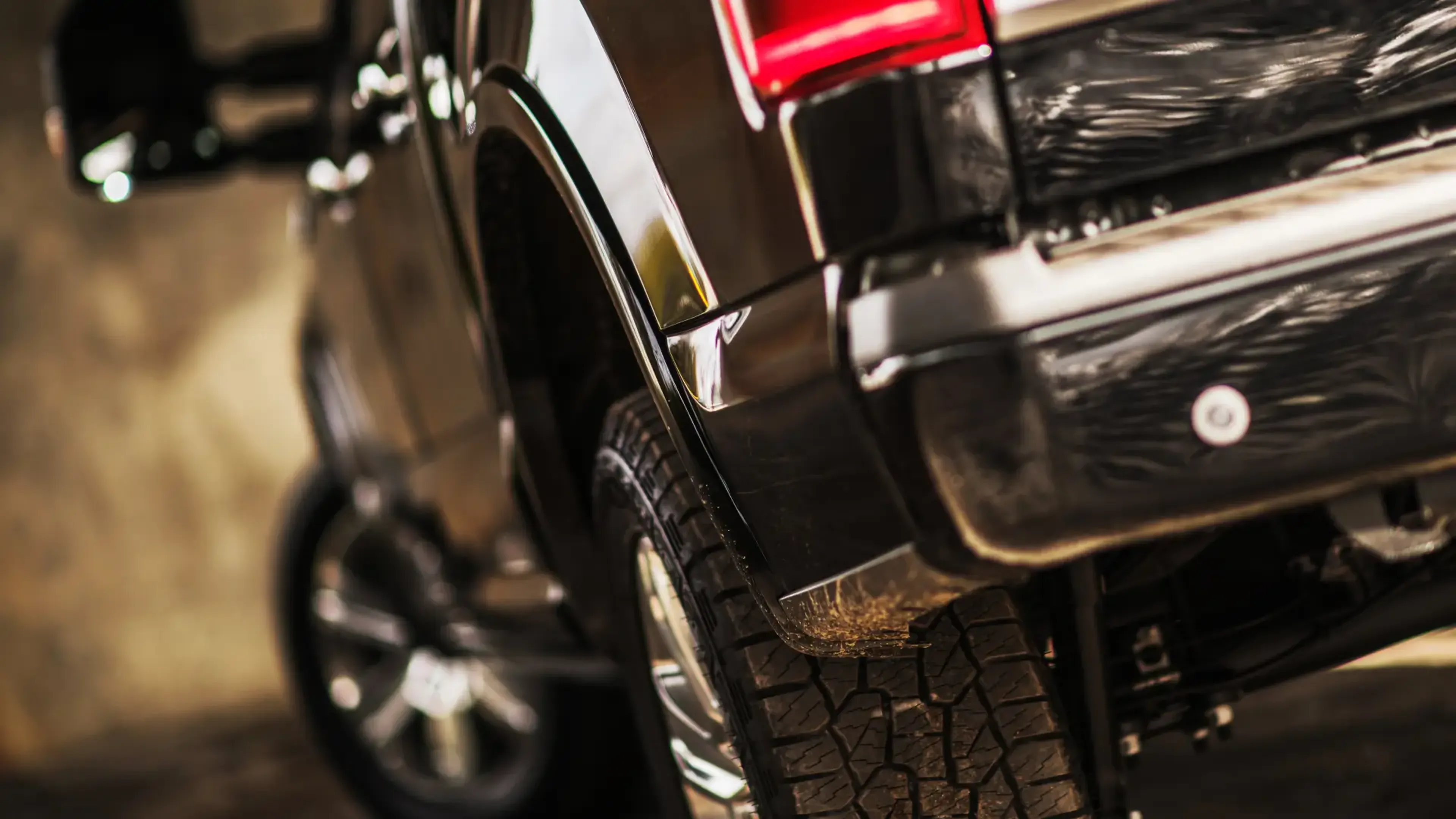 ELD Device for Pickup Truck: Does Your Work Truck Need One?
