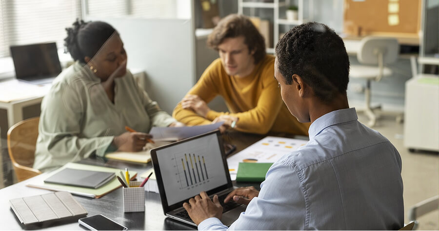 3 Early Warning Signs Hiding in Your HR Data