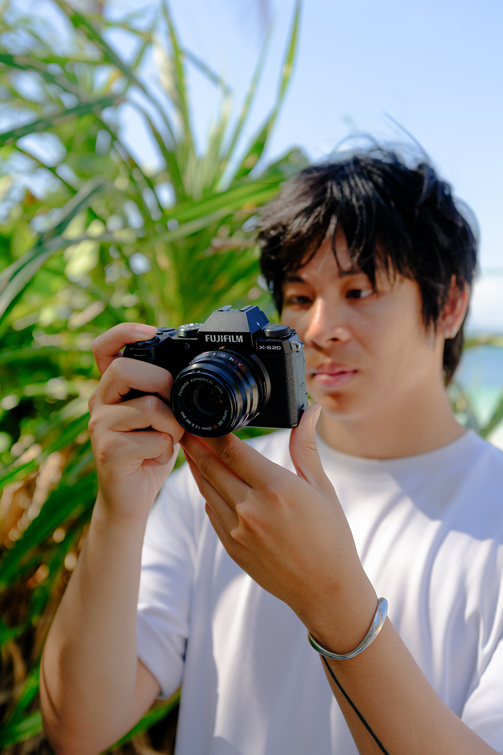 FUJIFILM Shop USA | FUJINON XF35mmF2 R WR: Eight Key Features