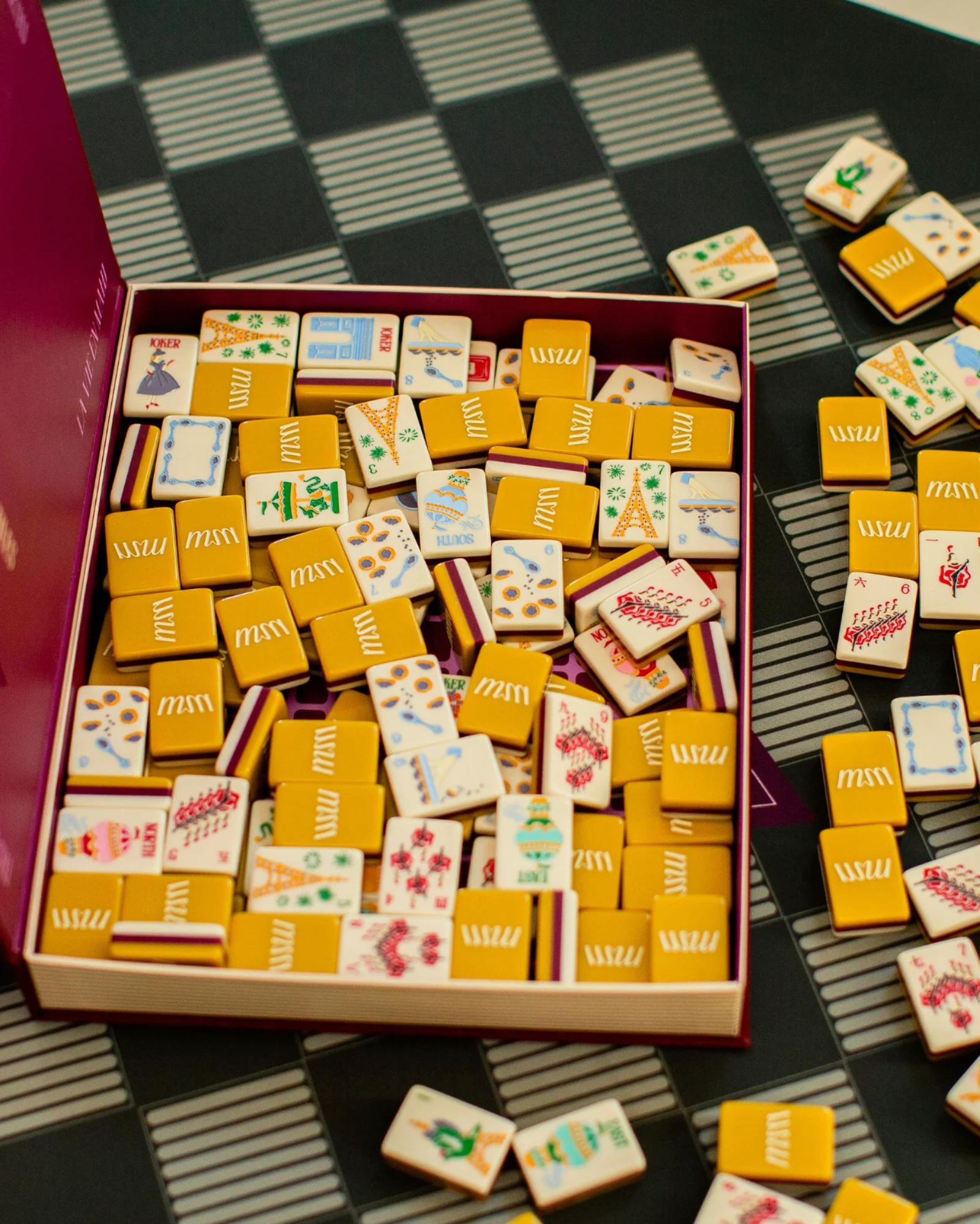 La Vie en Mahj Tile Set