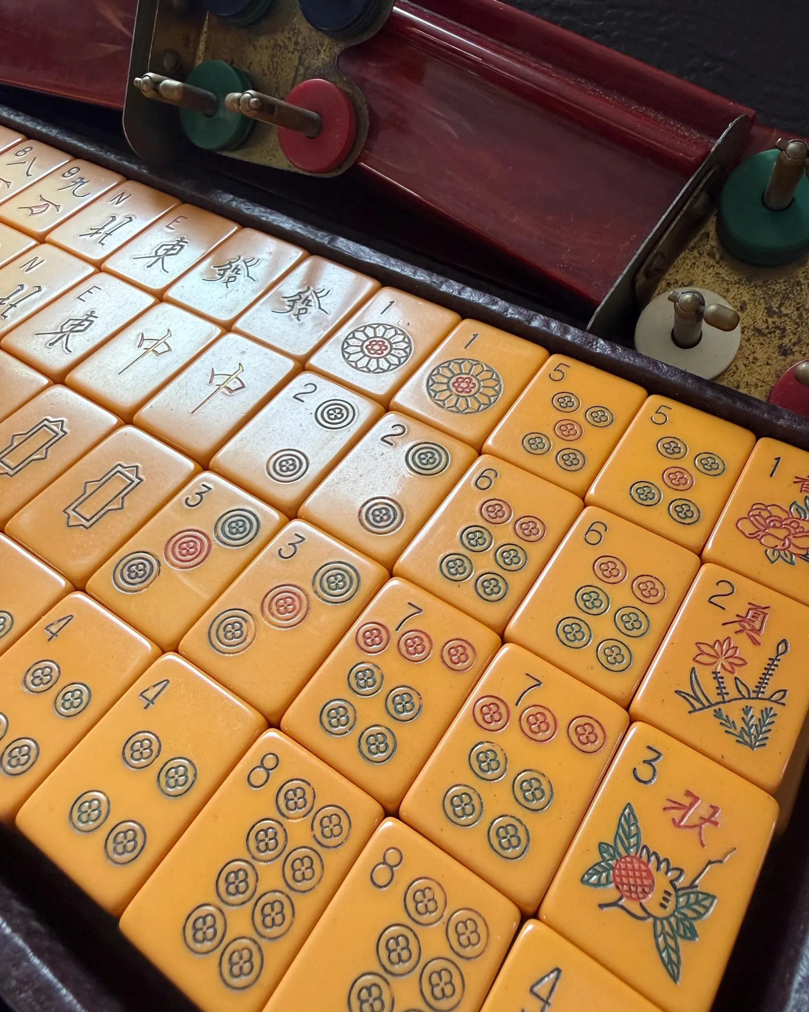 Vintage Butterscotch Mahjong Set in Case