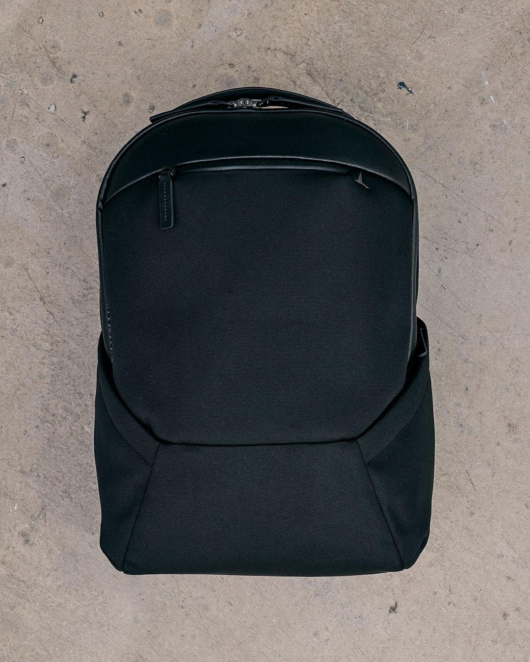 03-_apex_backpack.jpg