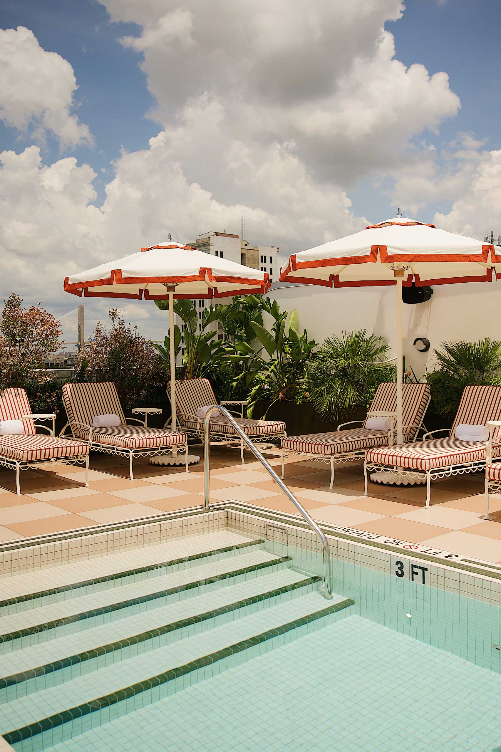 Municipal Grand Hotel, Savannah, GA. The Sunclub rooftop pool lounge
