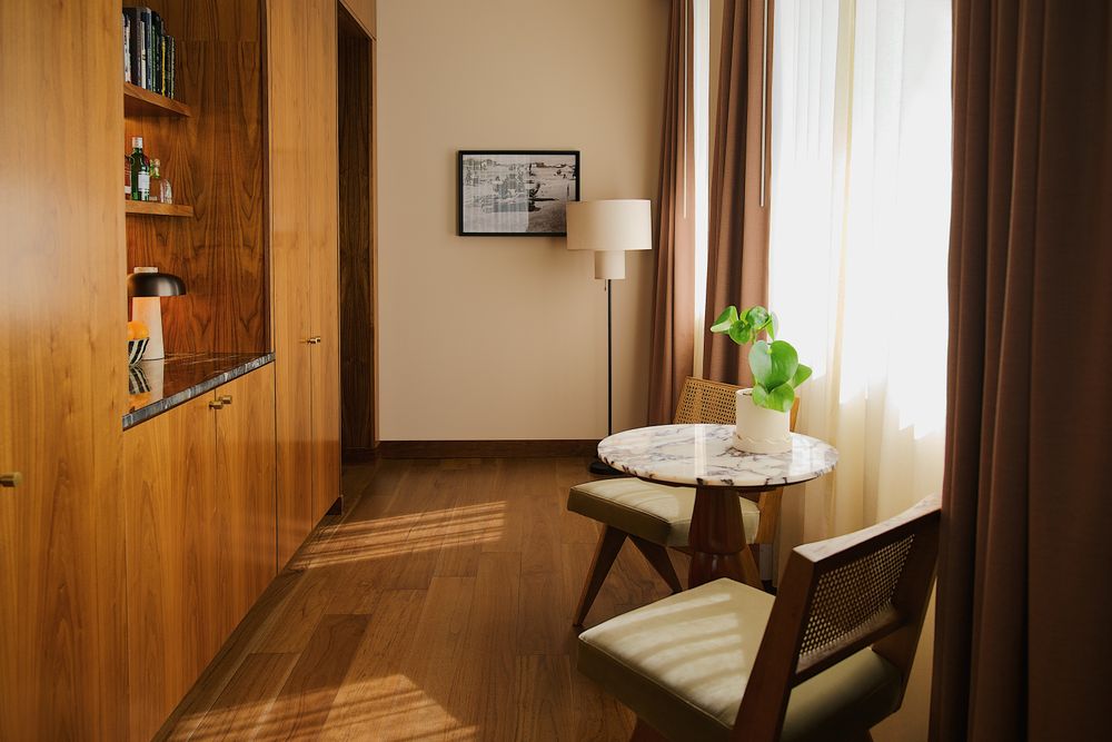 Municipal Grand Hotel, Savannah, GA. The Beautiful Large King Hotel Rooms Savannah Municipal Grand