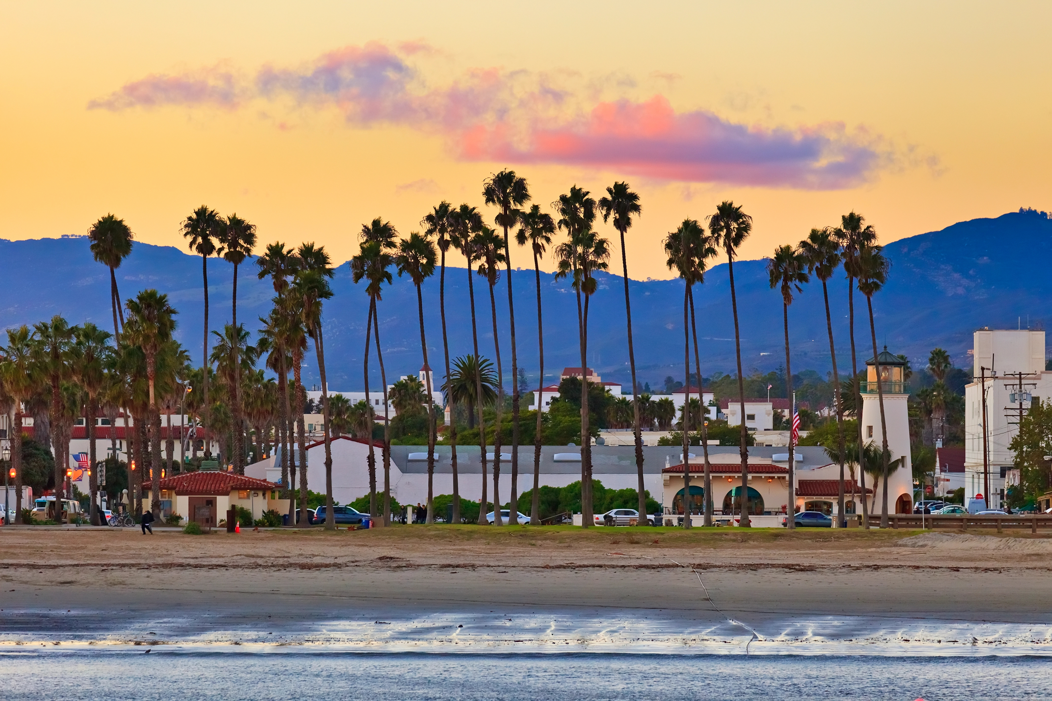 Why Patients from Ventura, Thousand Oaks, and the Central Coast Choose Santa Barbara for Facelift Surgery