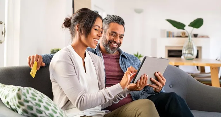 Couple shopping online.