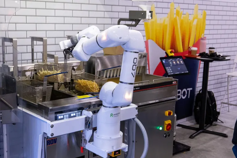 Technology on display at the NRF 2025 Foodservice Innovation Zone.