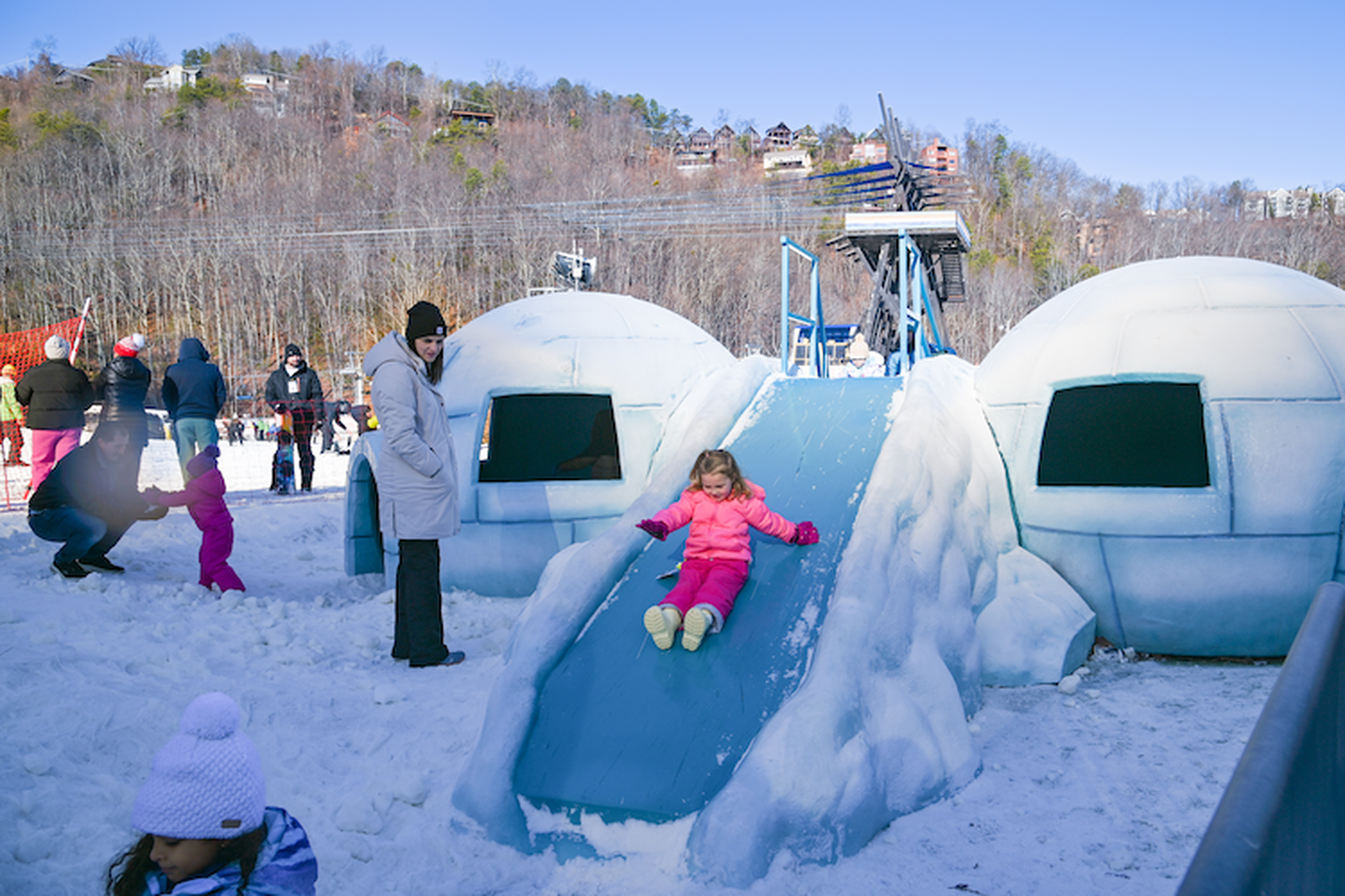 Image of: Family Snow Zone