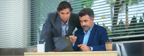 Especialista en derecho administrativo UPC