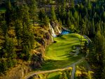 Club Black Rock at Black Rock Mountain Resort offers exclusive amenities for locals, including a fitness center, sauna, steam room, and member's lounge.
