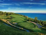 Michigan golf is better than ever. With more than 650 public golf courses in Michigan, this golf mecca has a course for every level of play.