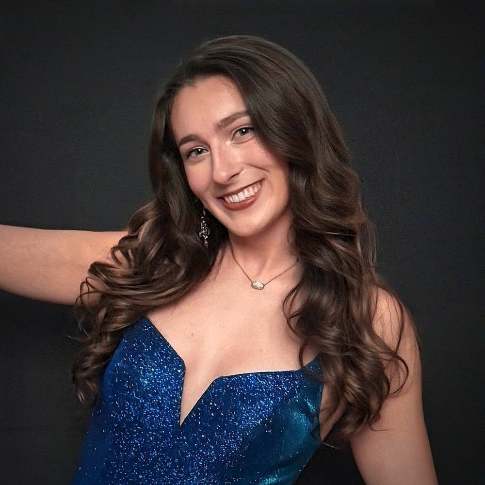 Christa Kiesling 🌟  headshot