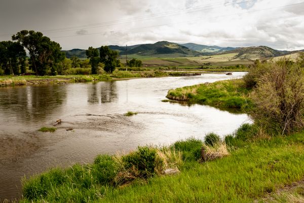 Twin Bridges, Montana