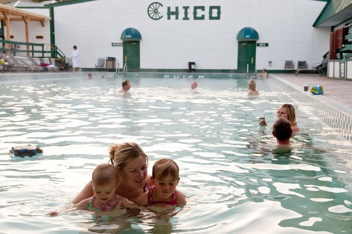 Chico Hot Springs Resort & Spa