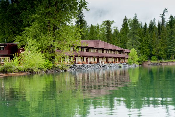 Motel next to a lake