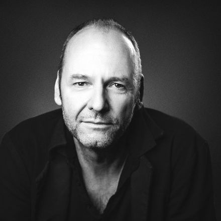 Headshot of Hartmut Neven