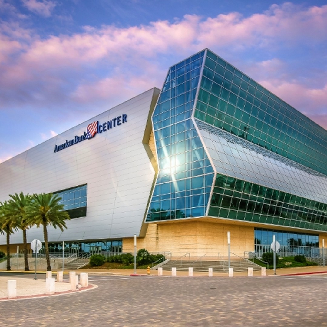 ParkMobile Partners with American Bank Center, an Oak View Group Venue, to Offer Parking Reservations in Corpus Christi, Texas 1