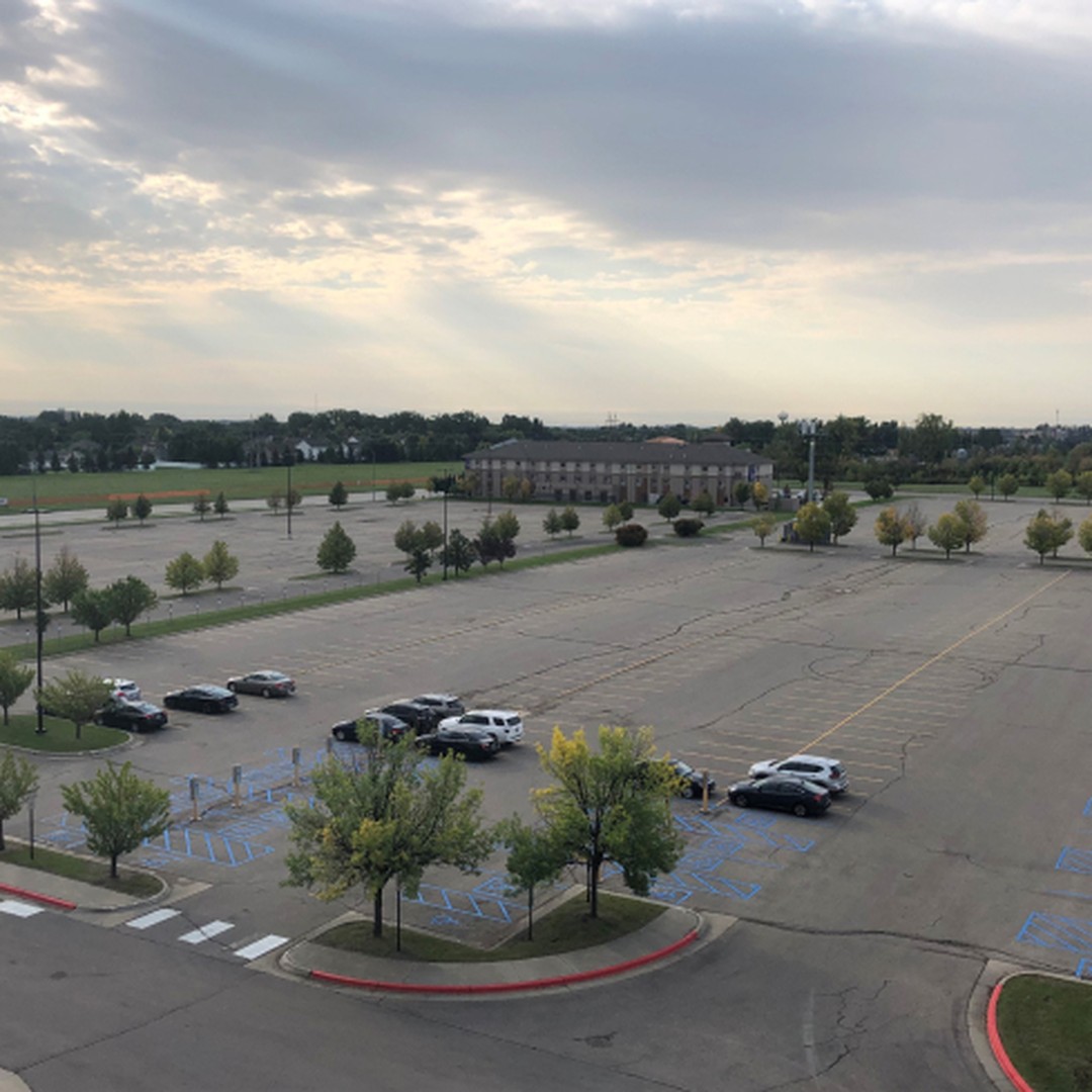 Oak View Group Venue, Alerus Center, Partners with ParkMobile to Offer Parking in Grand Forks, North Dakota 1