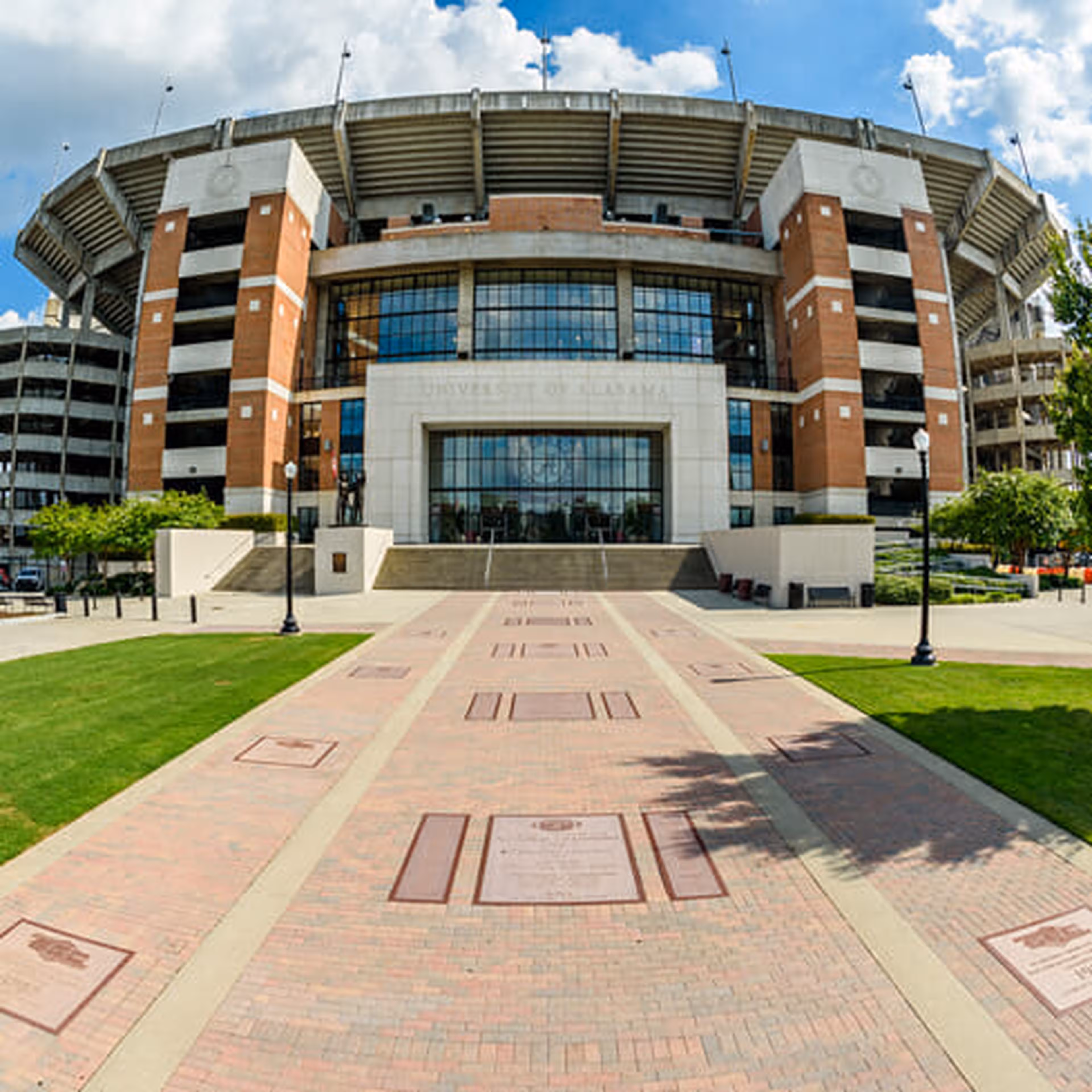 The University of Alabama Selects ParkMobile for as the Official Provider of Contactless Parking Payments on Campus 1