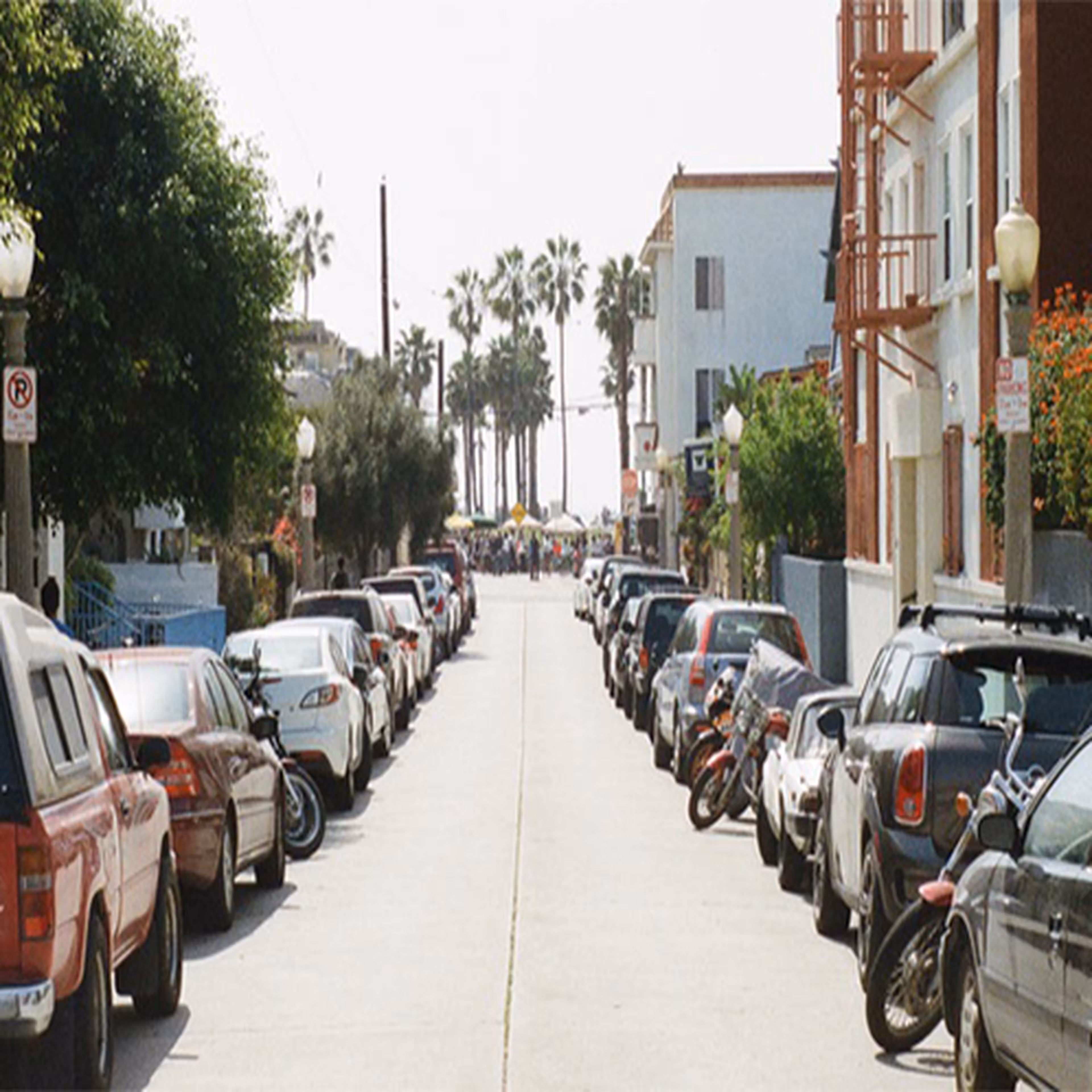 Reimagining the Chaotic Urban Curb