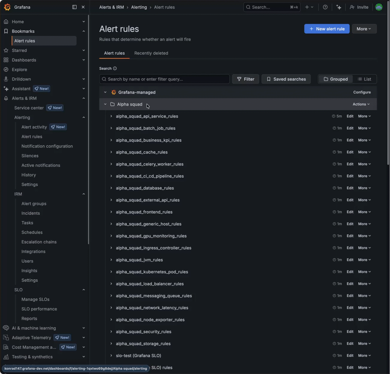 GIF demonstrando como salvar e definir um filtro padrão na interface de regras de alertas.