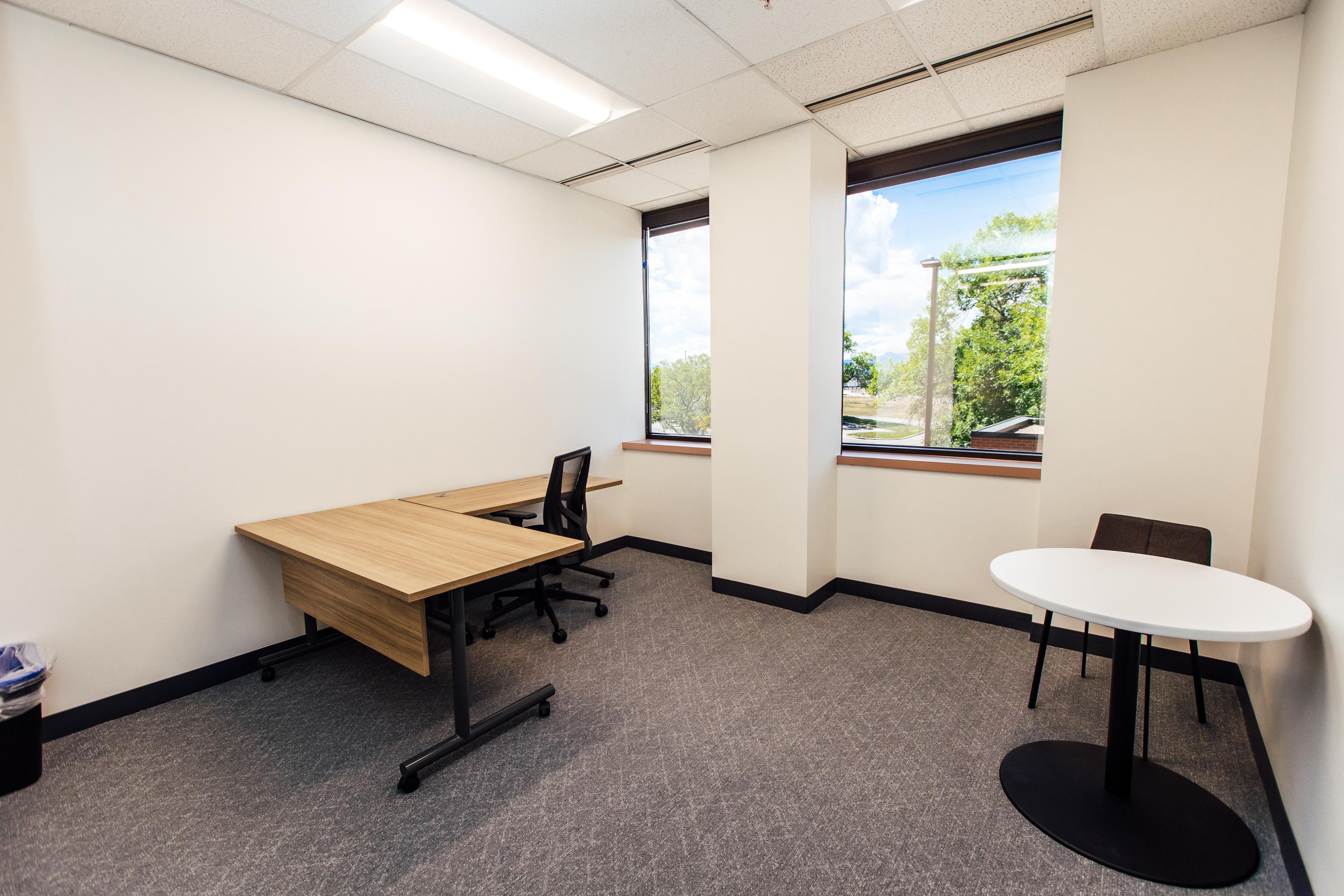 Solo Office - #134 - Westminster, CO thumbnail 4