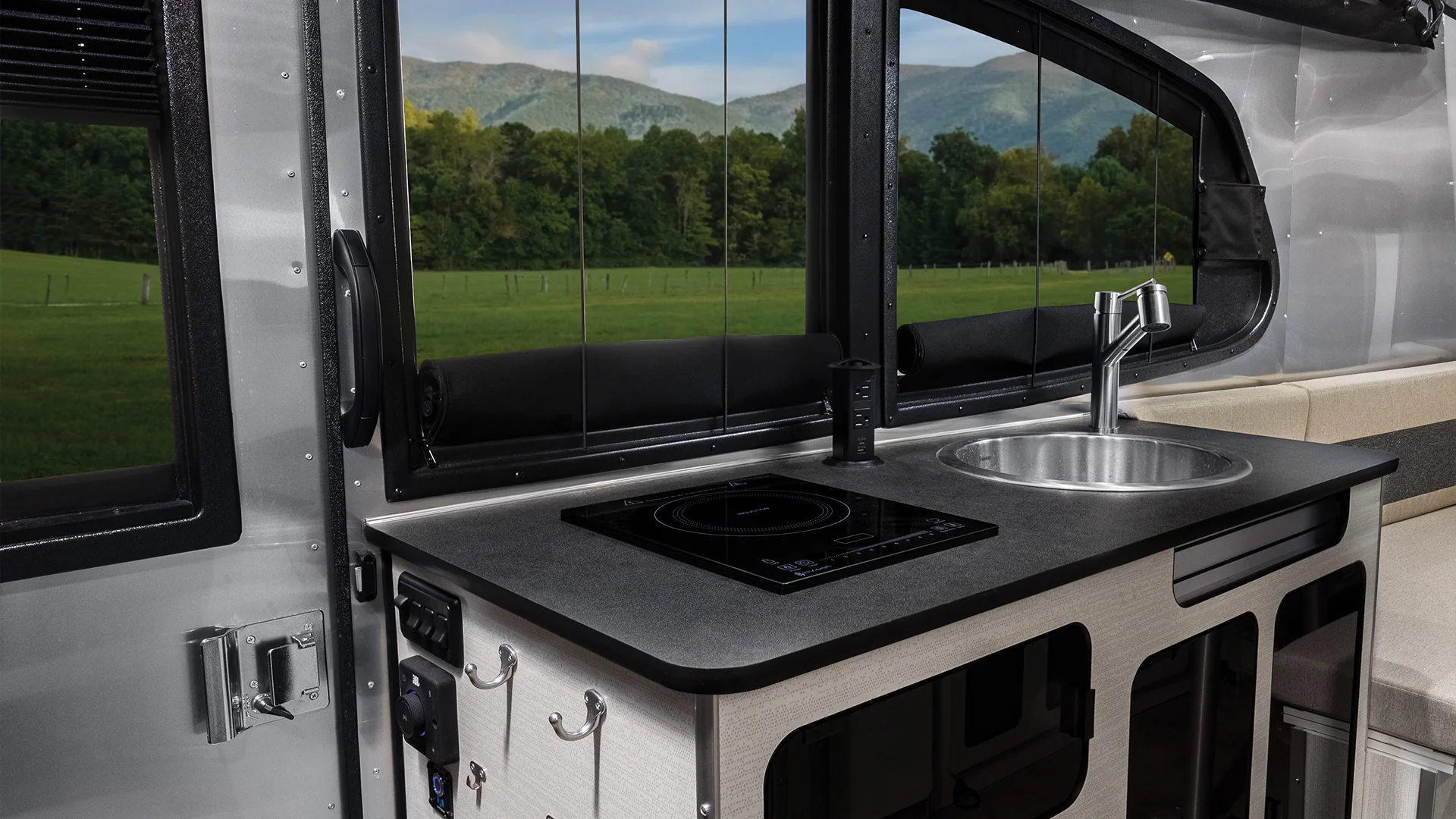 Basecamp XE 20Xe Floor Plan Image 1