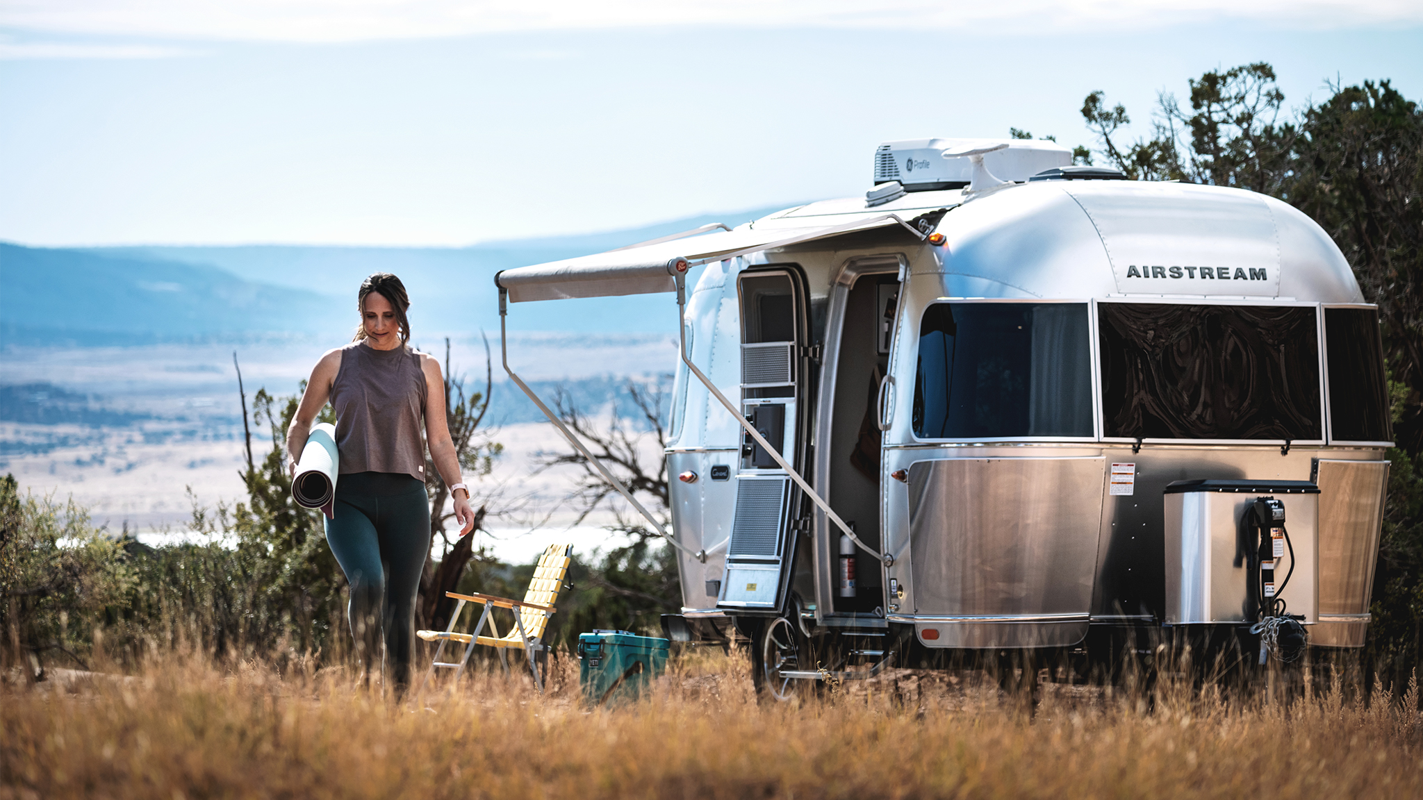 airstream-single-axle-comparison-guide-banner|airstream-single-axle-comparison-guide-preview|20241028_00967|Airstream-bambi-caravel-basecamp-line-up|AIRMKT 2020 Bambi Lifestyle 19_04_16_airstream_NC_MA_8570 PRINT|23_04_18_REI_AIRSTREAM_DL_01182 FINAL|Airstream-Basecamp-Floor-Plans-16-and-20-feet|AIRMKT 2020 Bambi 22FB Interior F2B Dune_80011 PRINT|AIRMKT 2020 Bambi Lifestyle 19_04_18_Airstream_Northcarolina_DL-1680 PRINT|AIRMKT 2020 Bambi 22FB Interior F2B Dune_80011 PRINT|20241028_01430|AIRMKT 2025 Caravel 20 Dinette and Galley 1 FR PRINT|AIRMKT 2024 Basecamp FTB_Tables Up PRINT|airstream-bambi-floor-plans-|airstream-caravel-floor-plans