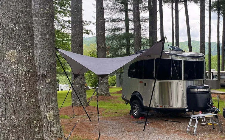 dragonfly-tarp-black-corner