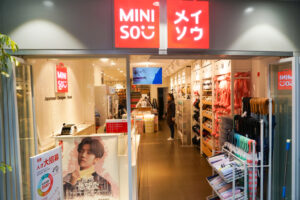 grupo-sanborns-de-carlos-slim-compra-el-33-de-miniso