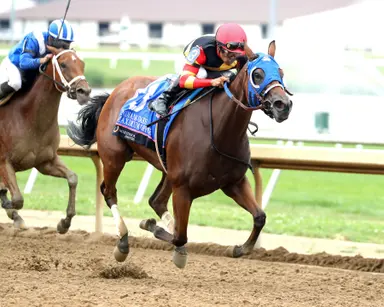 Maximum Offer proves uncatchable in Indiana Oaks