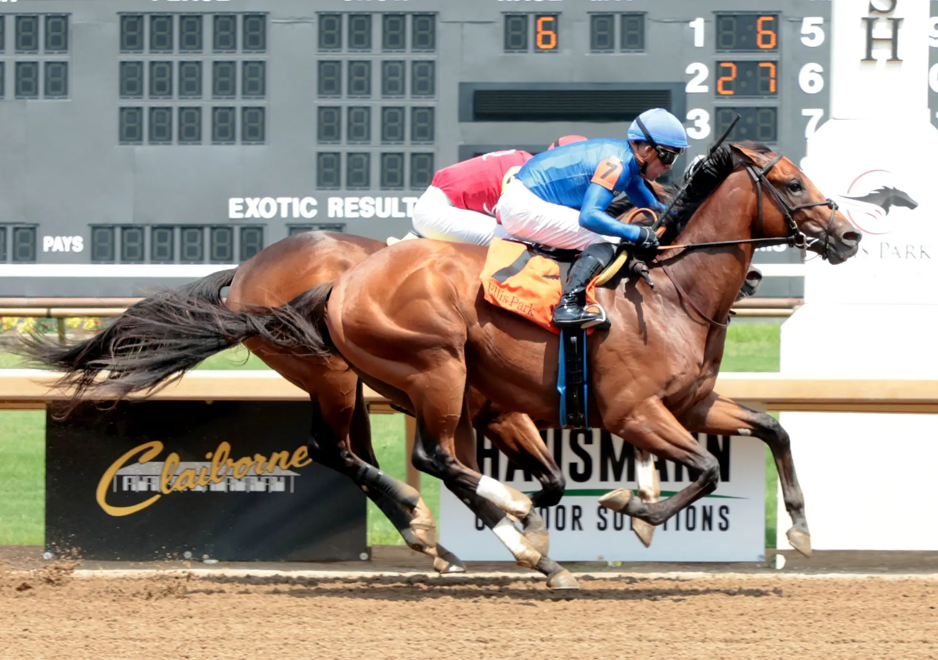 Walsh wins four consecutive races at Ellis