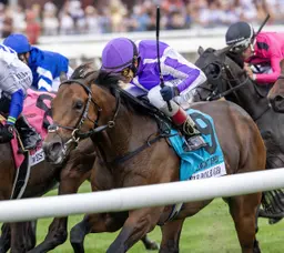 Title Role noses West End Kid in Belmont Derby