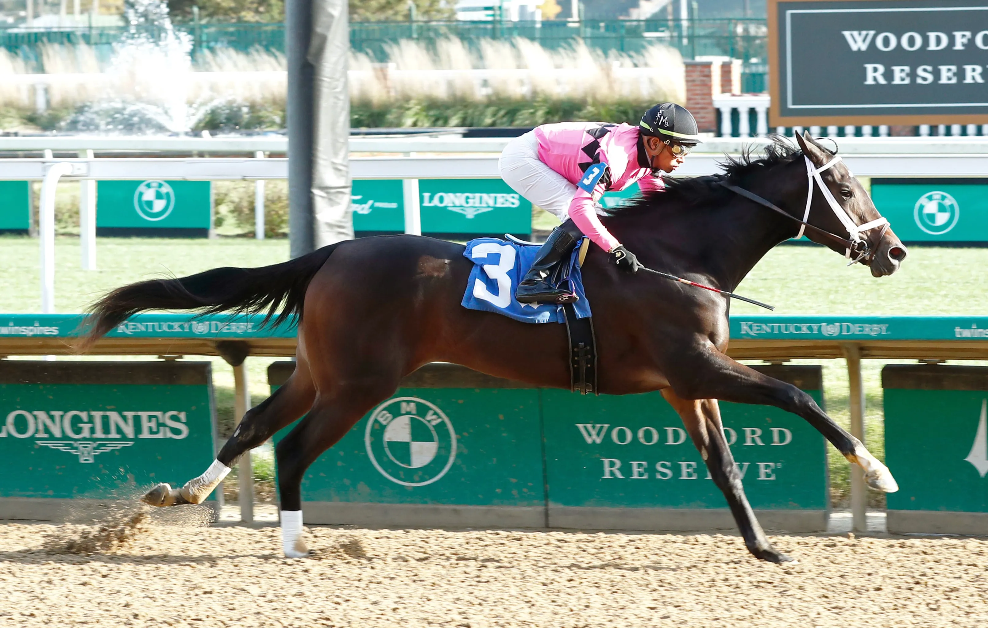 West Omaha wins maiden at CD Nov 3 2023