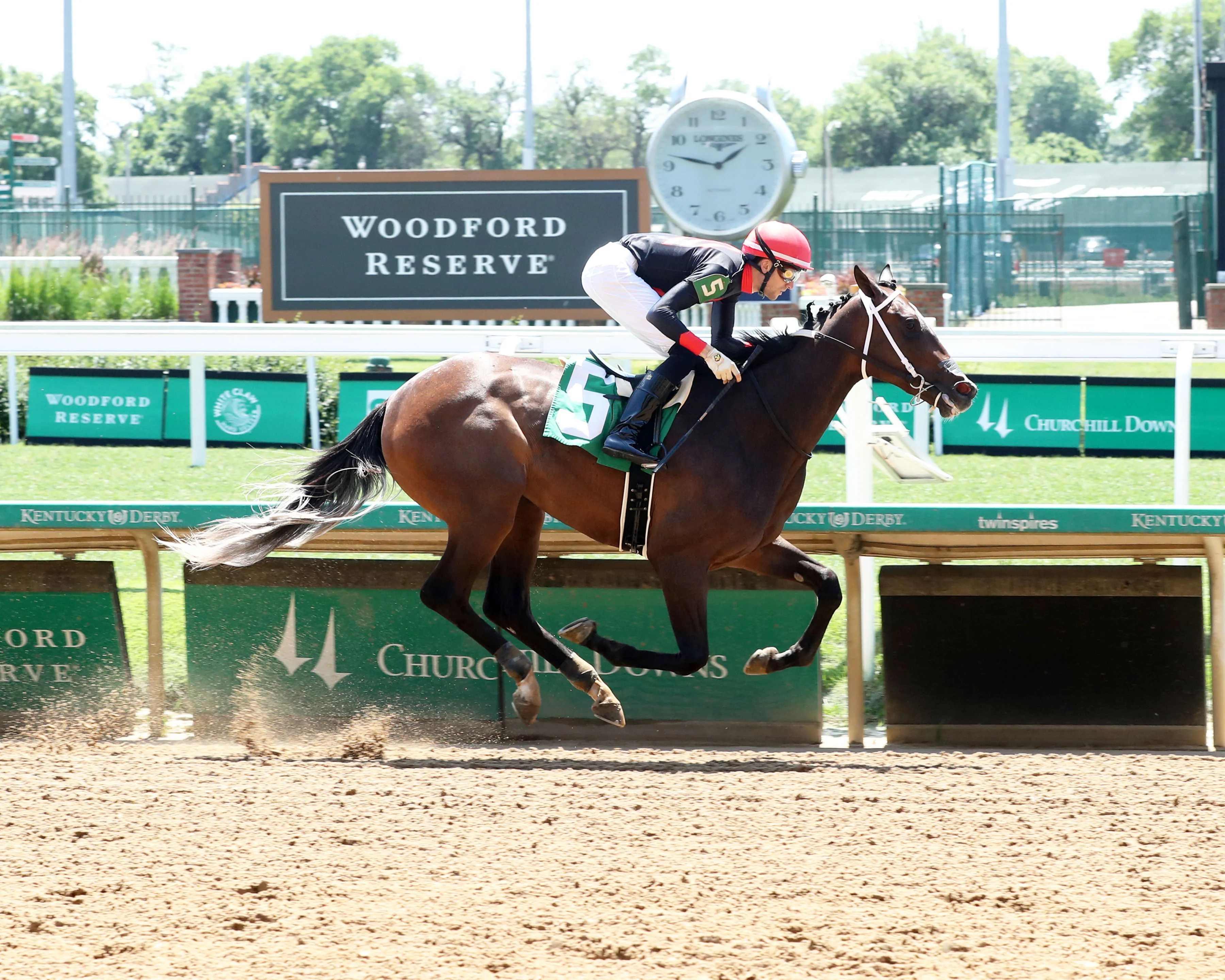 ADEERA - 05-31-24 - R01 - Churchill Downs - Finish 01.jpg
