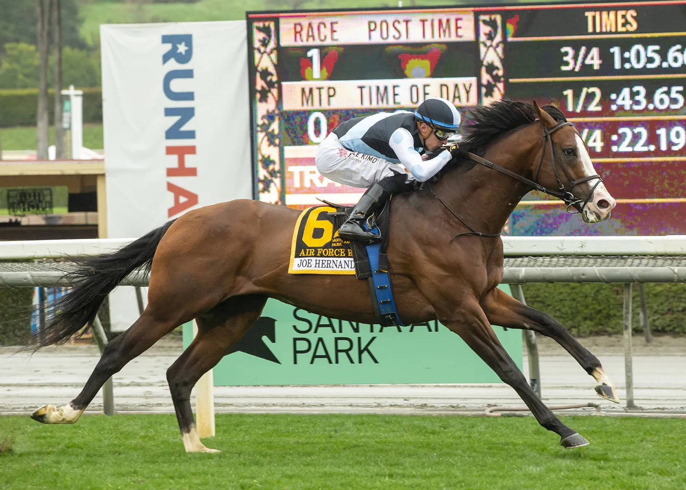 Air Force Red wins the Joe Hernandez at SA Dec 31 2022