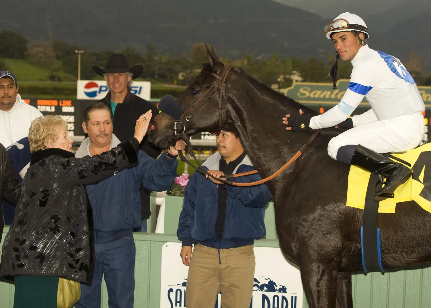 Herrick, Donna.Magnum.2-8-09.BA_.jpg