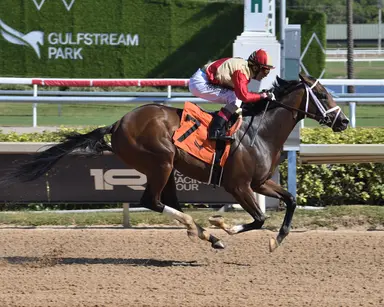 Featured allowance dash comes up super tough