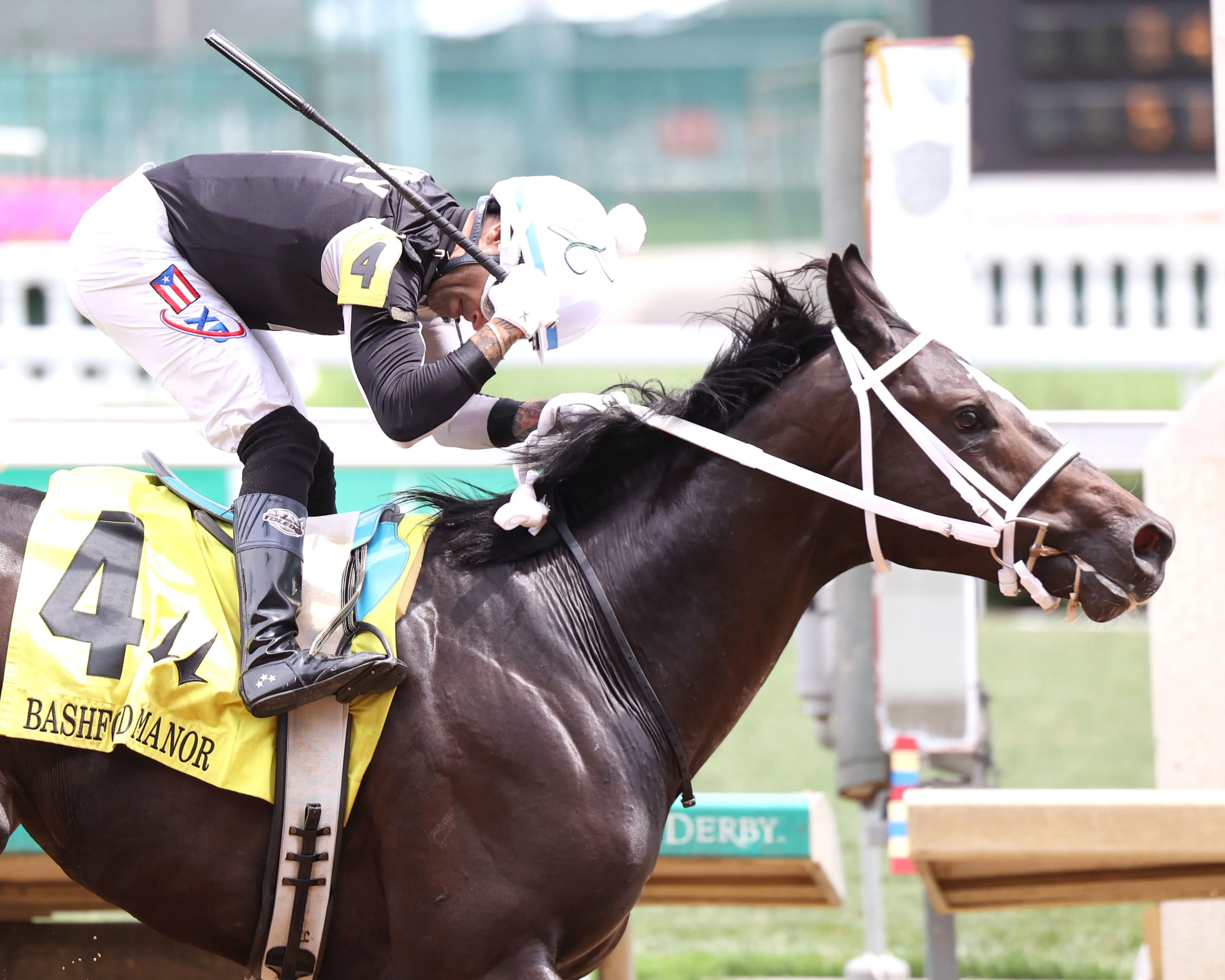 ROMEO - The Bashford Manor - 06-29-25 - R06 - Churchill Downs - Tight Finish 01 - Madison Becker.jpg