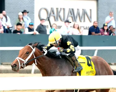Foie Gras runs away with Oaklawn Anywhere Stakes