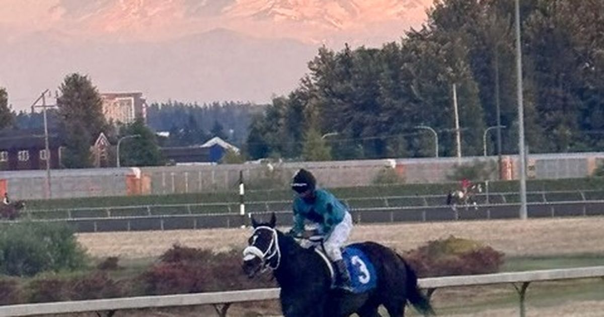 Mojave starts sprint series off claim