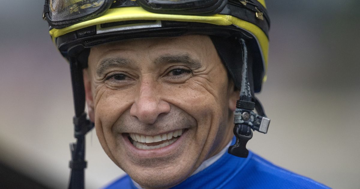 Smith hires ex-jockey Stevens as agent