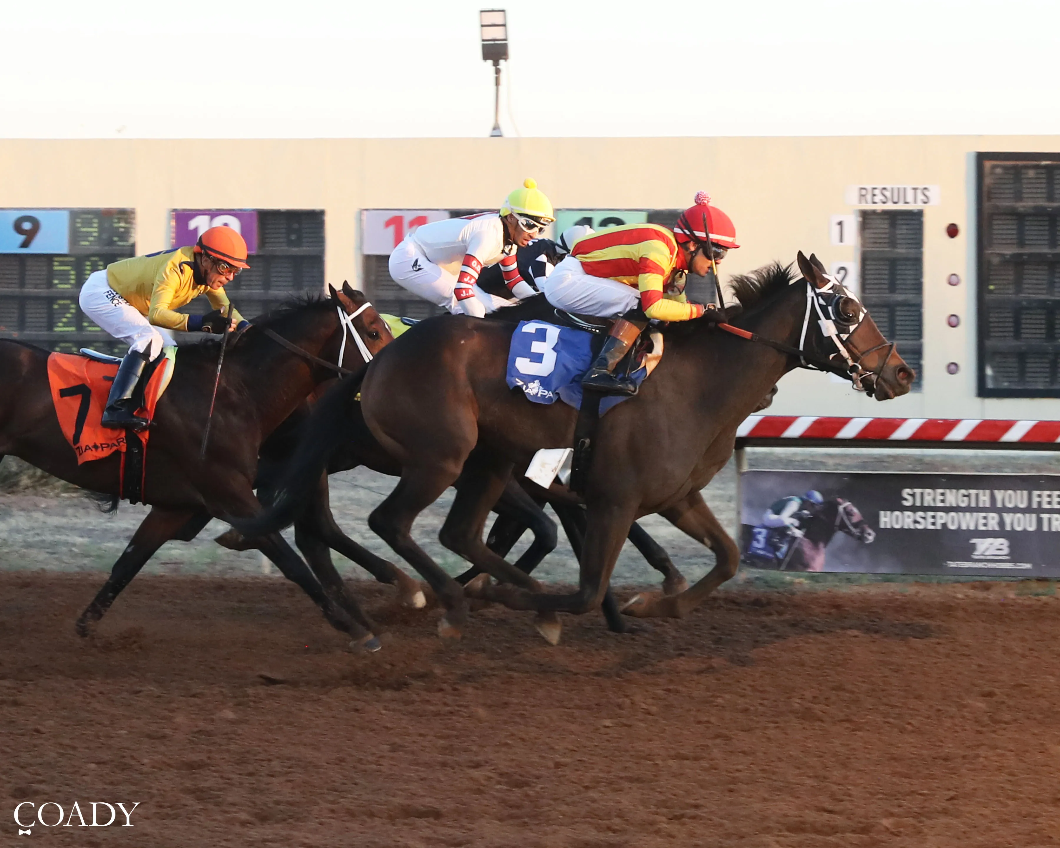 BROTHA KENY - Zia Park Derby - 11-25-25 - R10 - Zia Park - Finish.jpg
