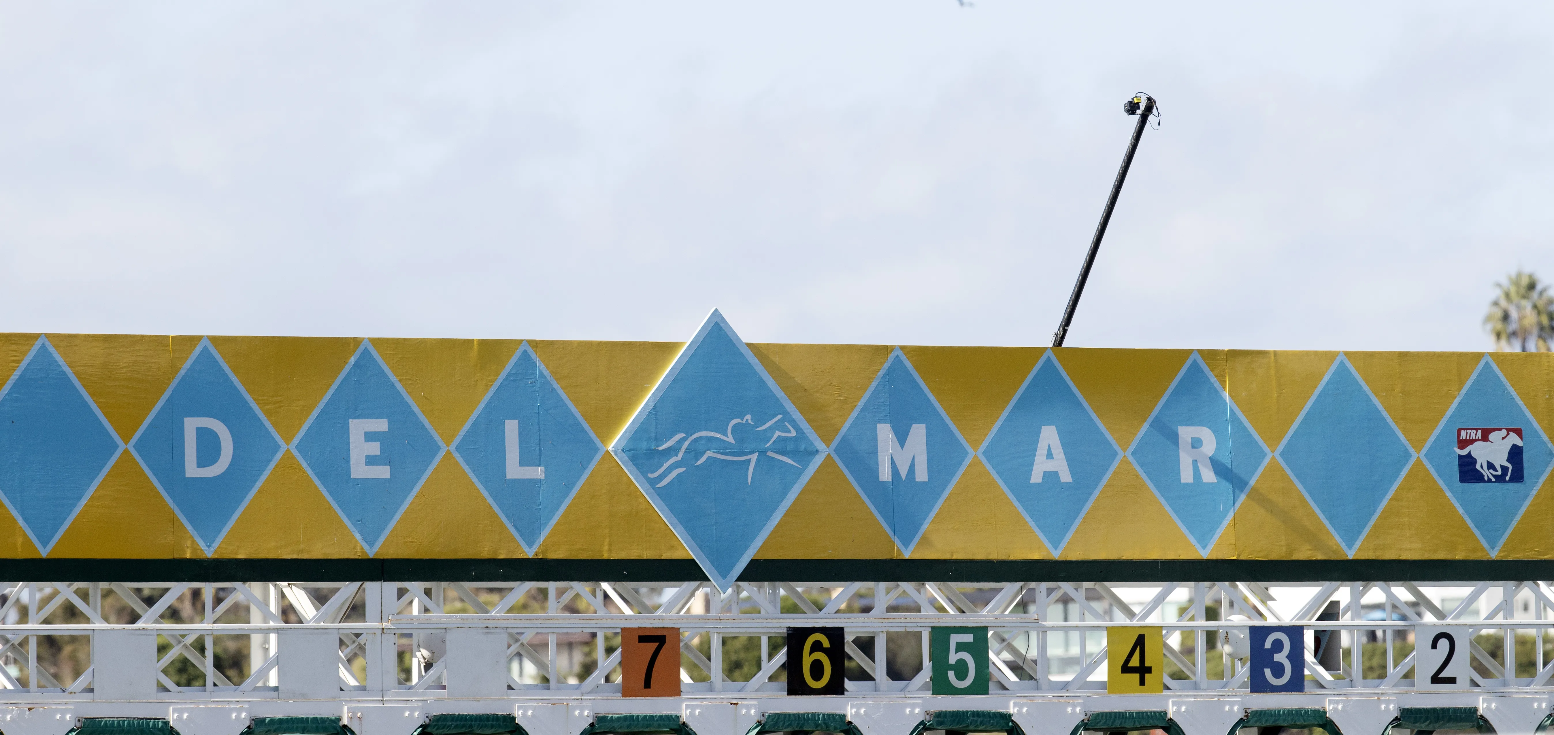 Del Mar06.Scenic.Gate_.11-19-23.BL_.jpg