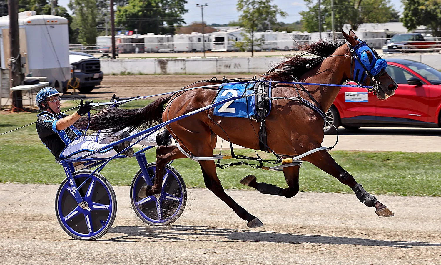 Greg Luther_Burnout winning Greenville_154.4_Conrad Photo.jpg