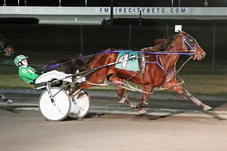 Lucky Artist A/Braxten Boyd 4-20-23