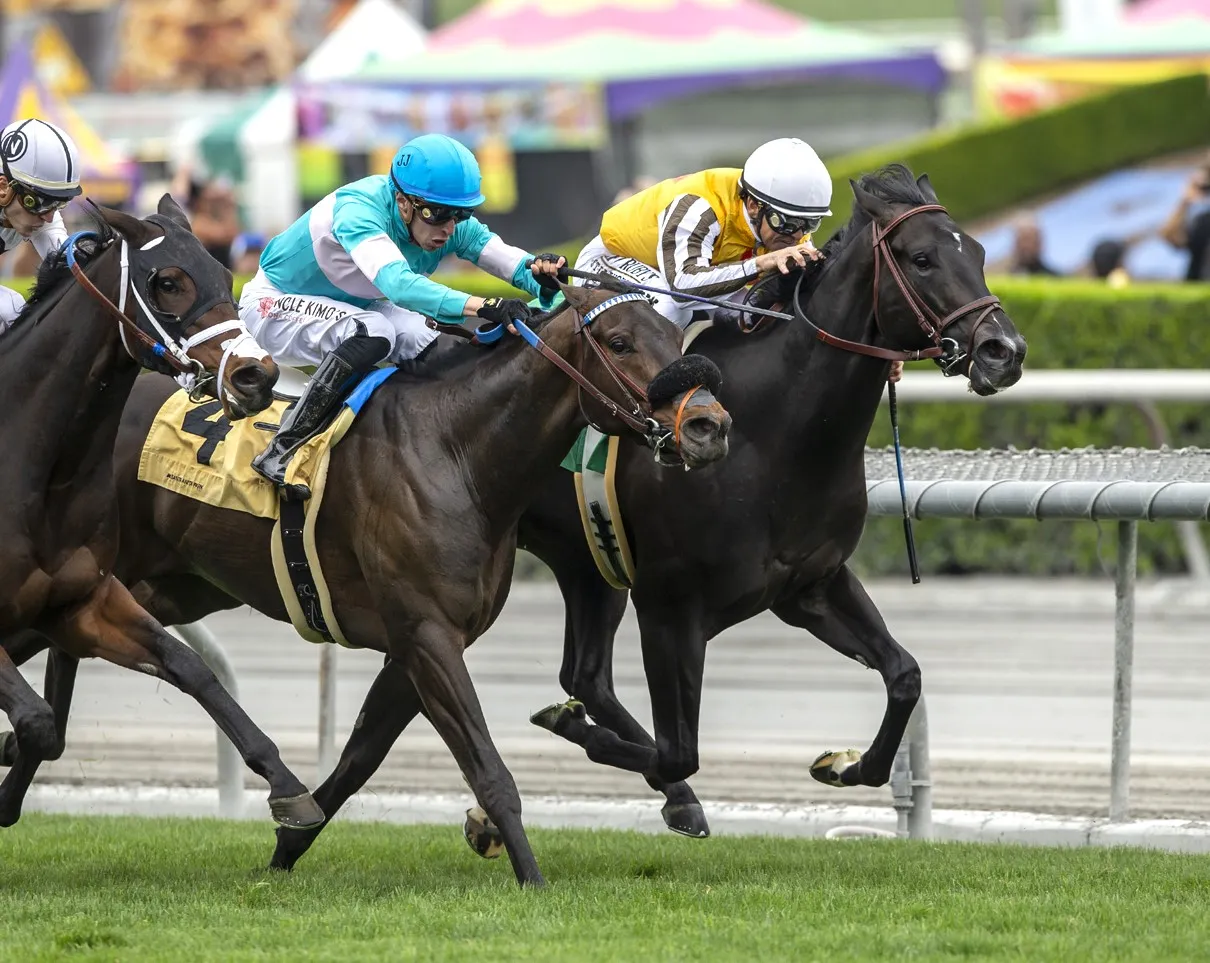 Sumter (right) wins Singletary at SA April 2 2022
