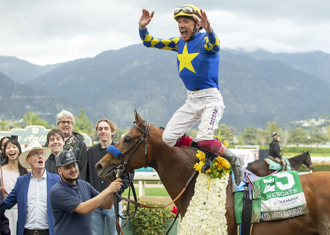 Frankie Dettori.Newgate01.3.3..24.BA_.jpg.